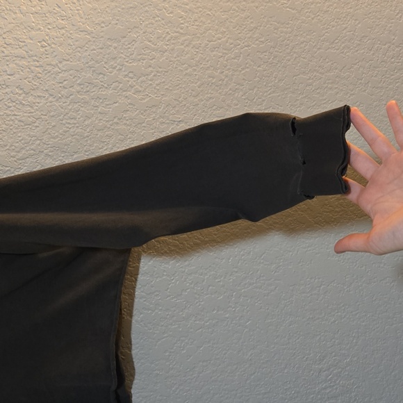 Joah Brown Dark Gray Long Sleeve Tee - Picture 7 of 12